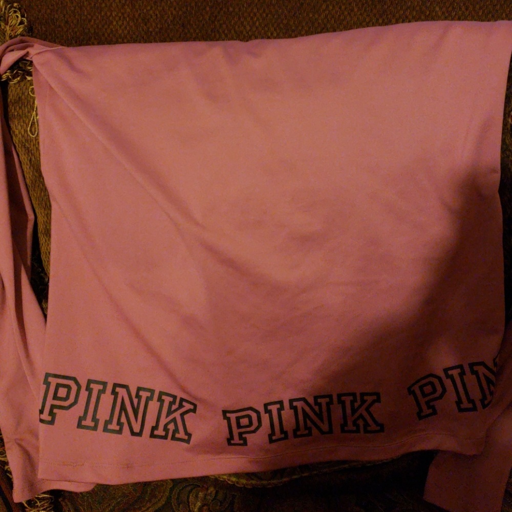Pink. Pullover - Picture 2 of 3